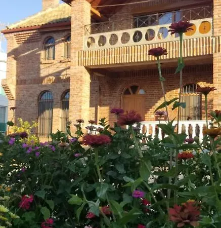 Pensión Brick House Ksamil