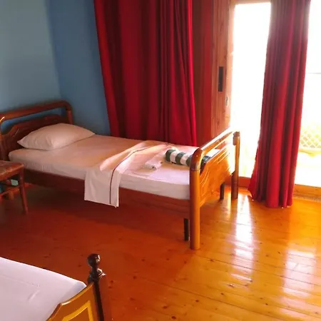 Brick House Ksamil